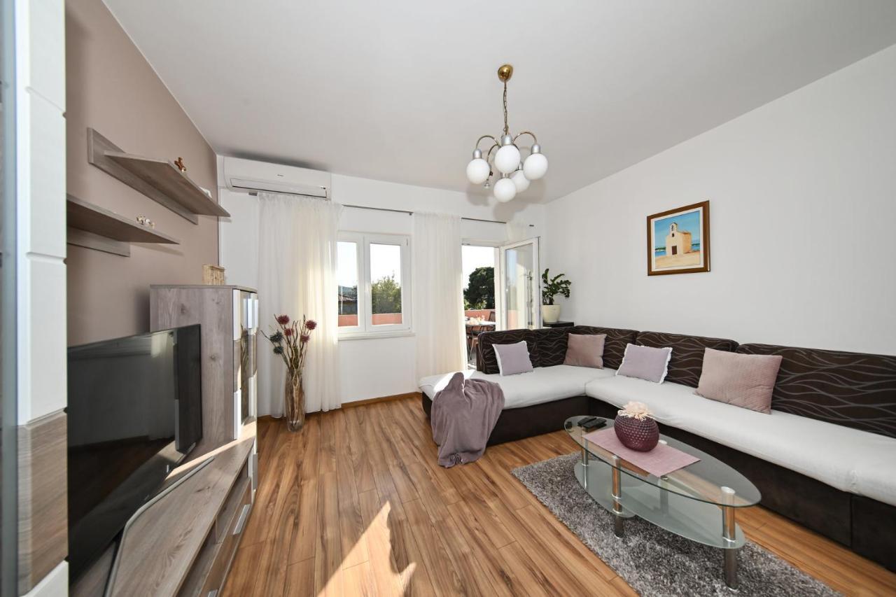 Apartment Irena Posedarje Exteriör bild
